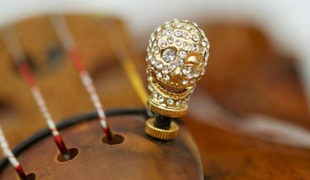 VC REVIEWS | Luxitune Skull Series - Swarovski Crystal, Gold Plated Violin Fine Tuner - image attachment