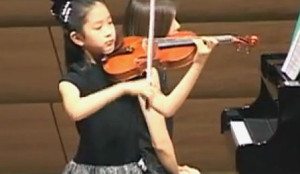 THROWBACK THURSDAY | VC Young Artist Yoojin Jang, Waxman 'Carmen Fantasy' – Aged 11 [2002] - image attachment