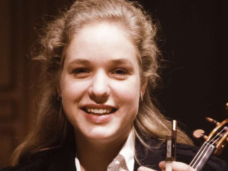 THROWBACK THURSDAY | Isabelle van Keulen — Vieuxtemps Violin Concerto No. 5 [1984] - image attachment