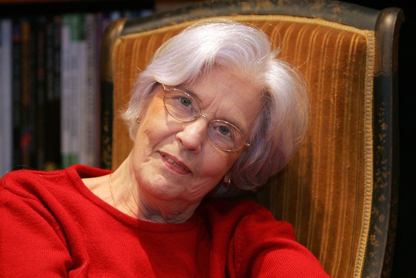 Composer Betsy Jolas Receives French Commander of the Legion of Honor - image attachment