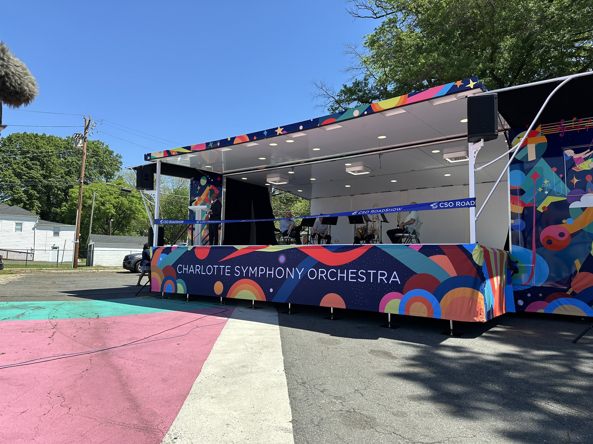 North Carolina’s Charlotte Symphony Orchestra Reveals Mobile Stage